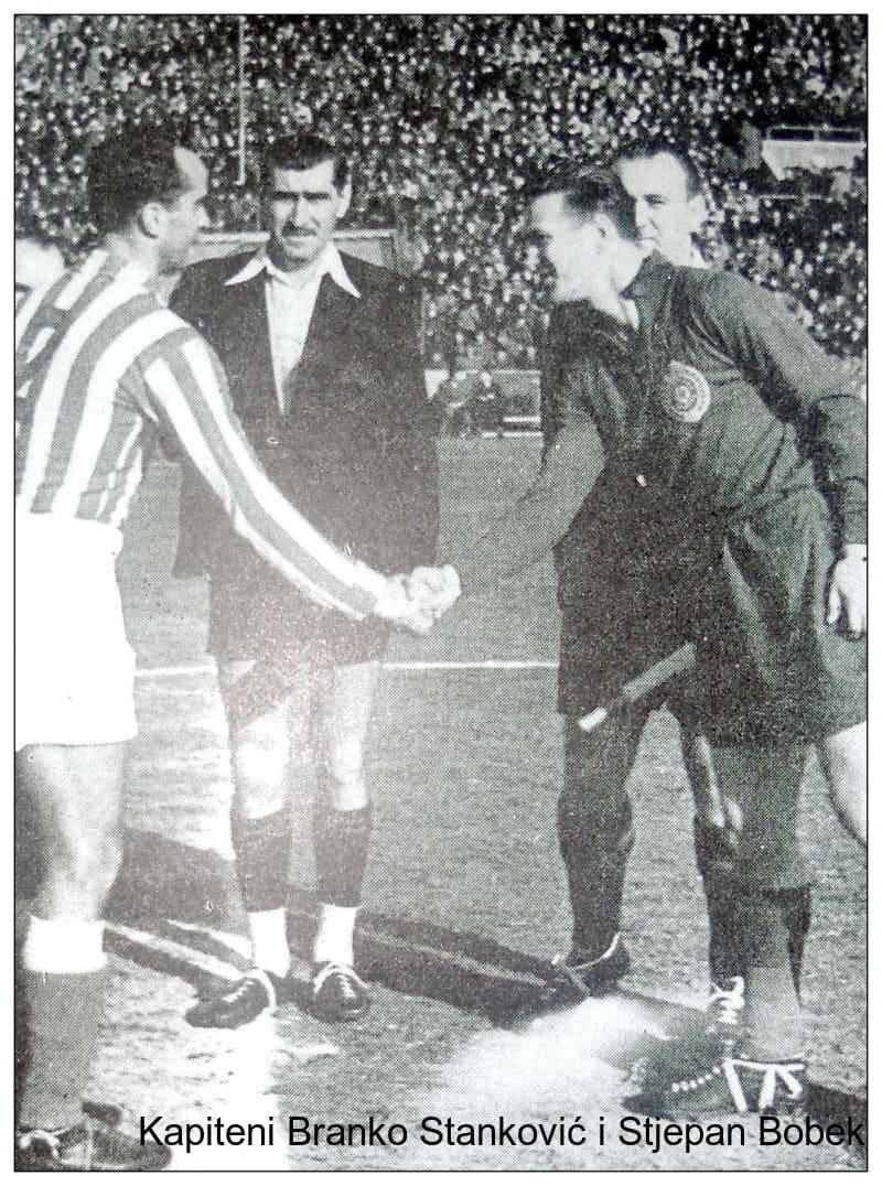 Branko Stanković i Stjepan Bobek pre početka utakmice